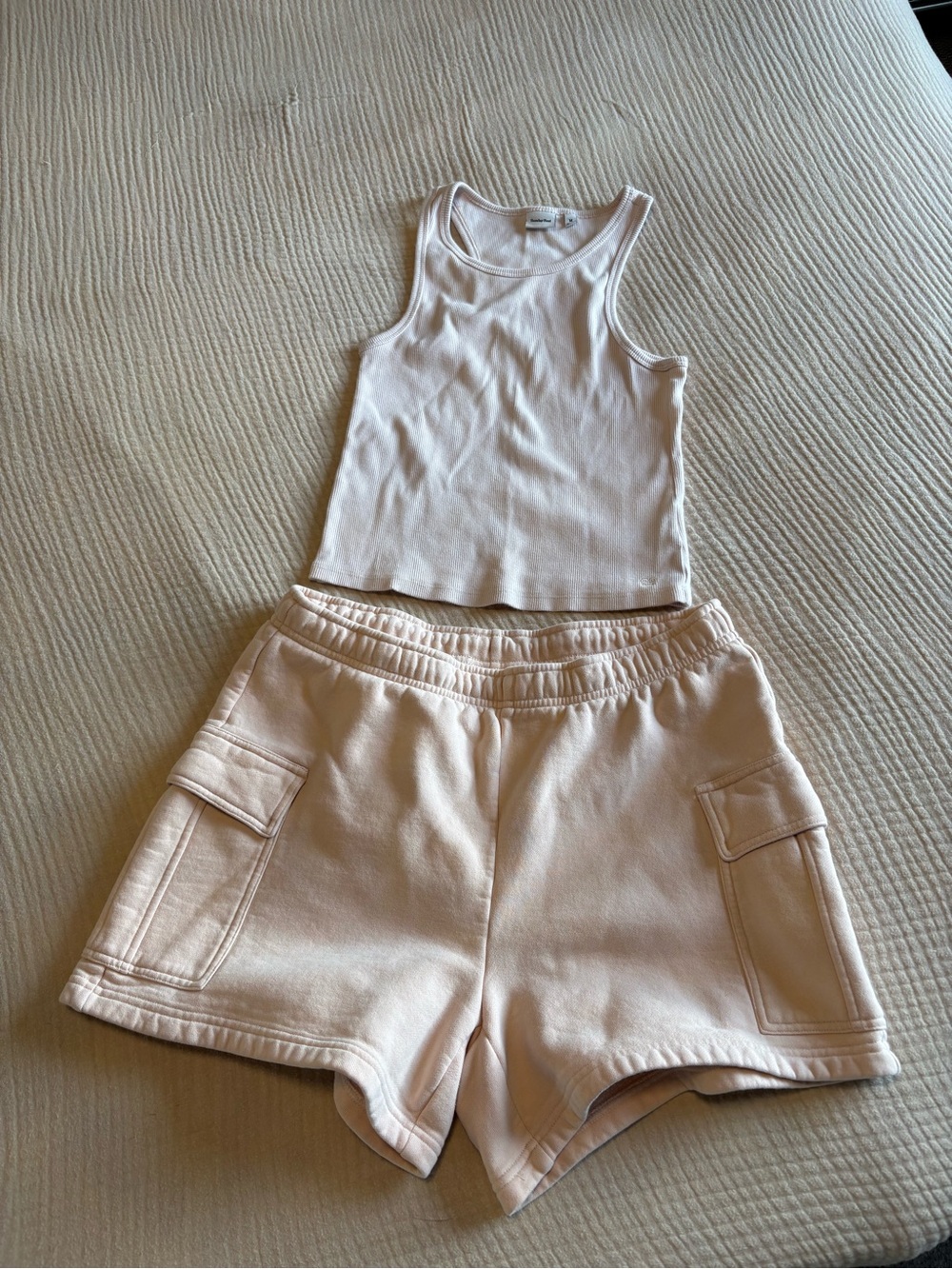 Aritzia Cream Cargo Lounge Shorts